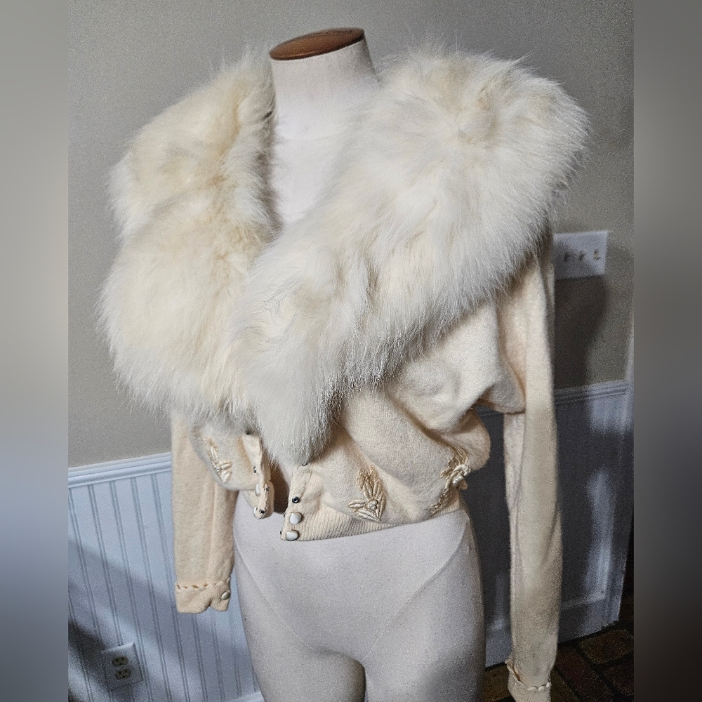 VTG 1950s Berhma Altmann 100% Cashmere And Arctic Fox Collar Sweater Medium? - Picture 2 of 8